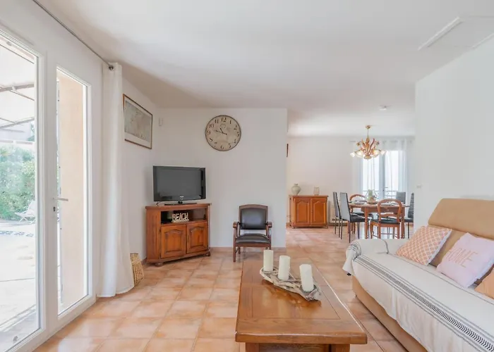 Vila Les Galandos By Interhome