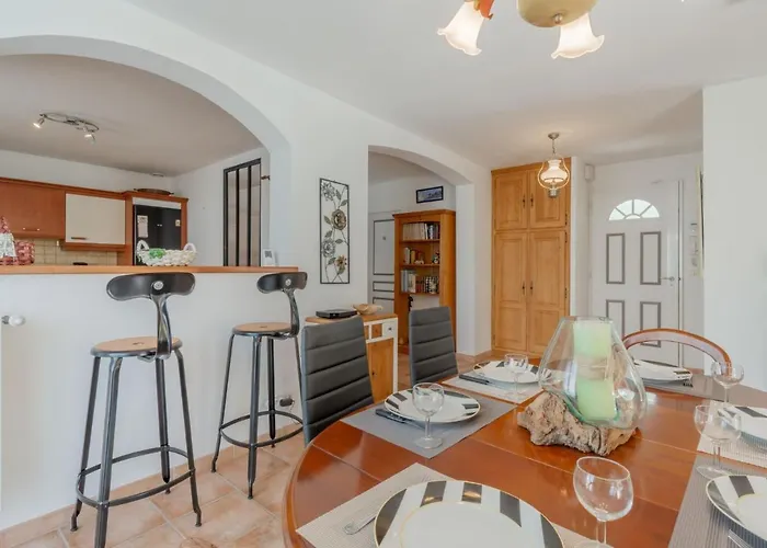 Vila Les Galandos By Interhome *