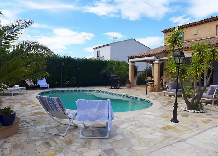 Les Galandos By Interhome * Saint Aygulf